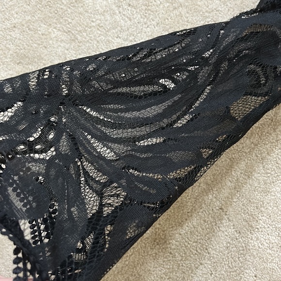 Formal dress - Picture 3 of 7